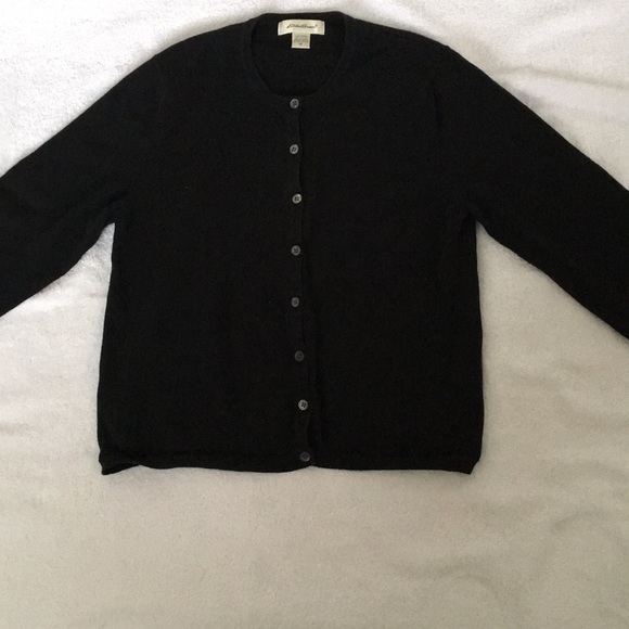 Eddie Bauer Cardigan Sweater (M) - Picture 4 of 4